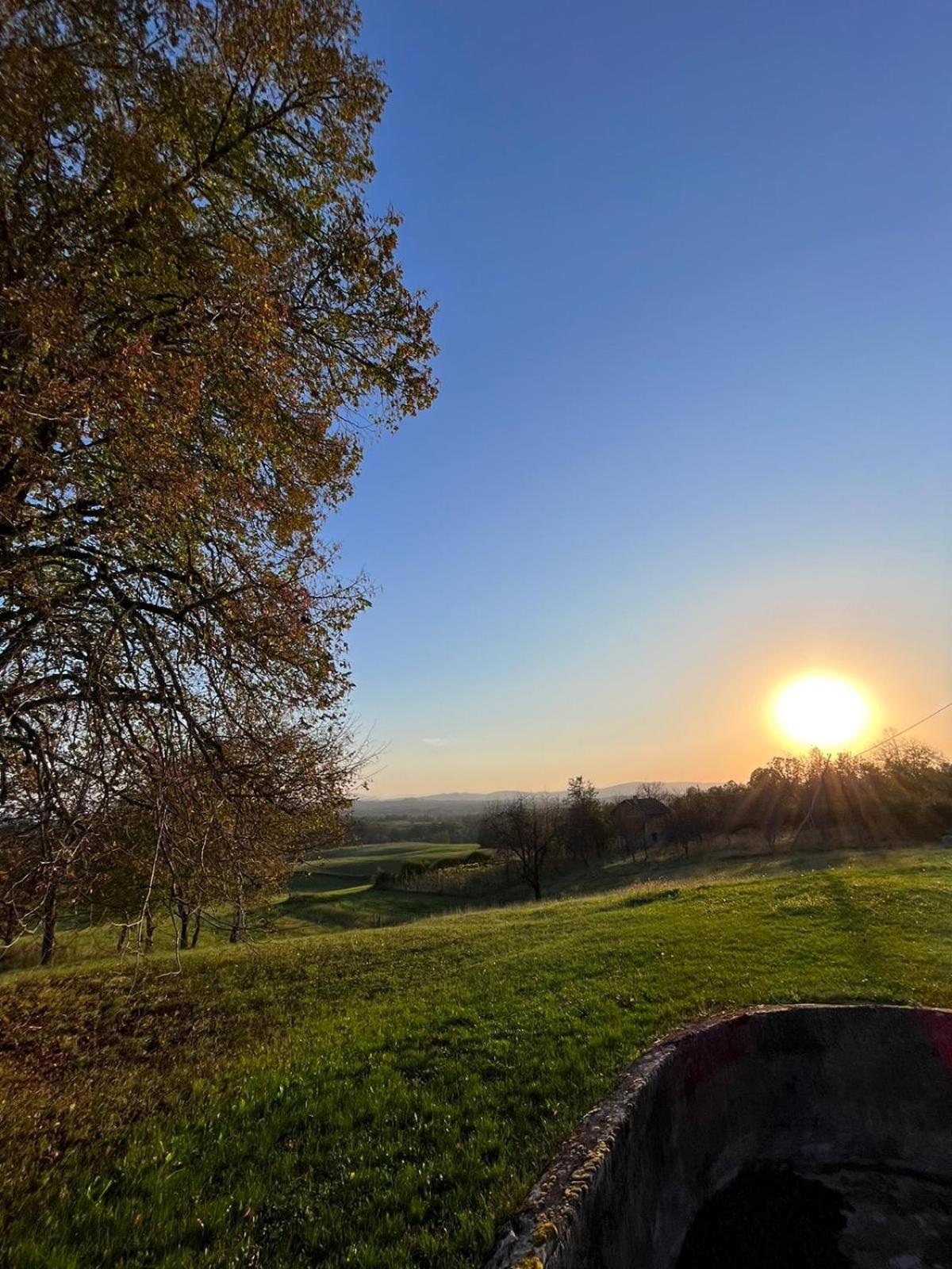 Krnjak Ruralna Kuca Za Odmor Kablarovo Brdo旅馆 外观 照片